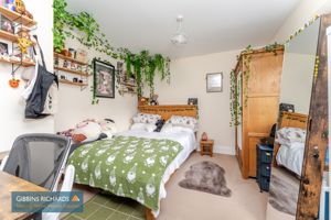 Bedroom- click for photo gallery